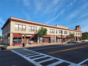 534 Main St, Medina, NY à louer Photo intérieure– Image 1 sur 1