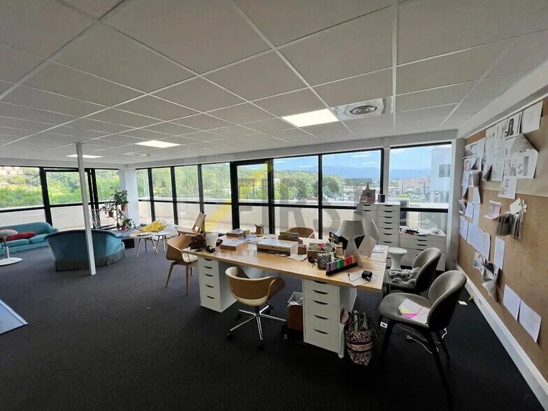Bureau dans Vallauris à louer - Photo intérieure – Image 2 sur 6