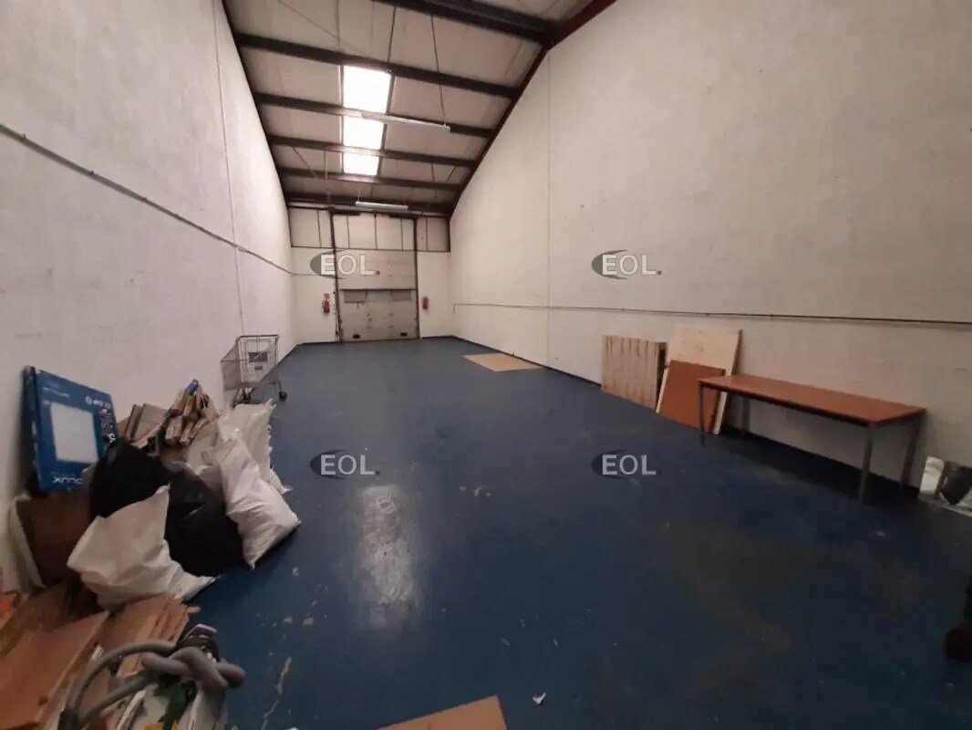 Local d’activités dans Grigny à louer Photo intérieure– Image 1 sur 6