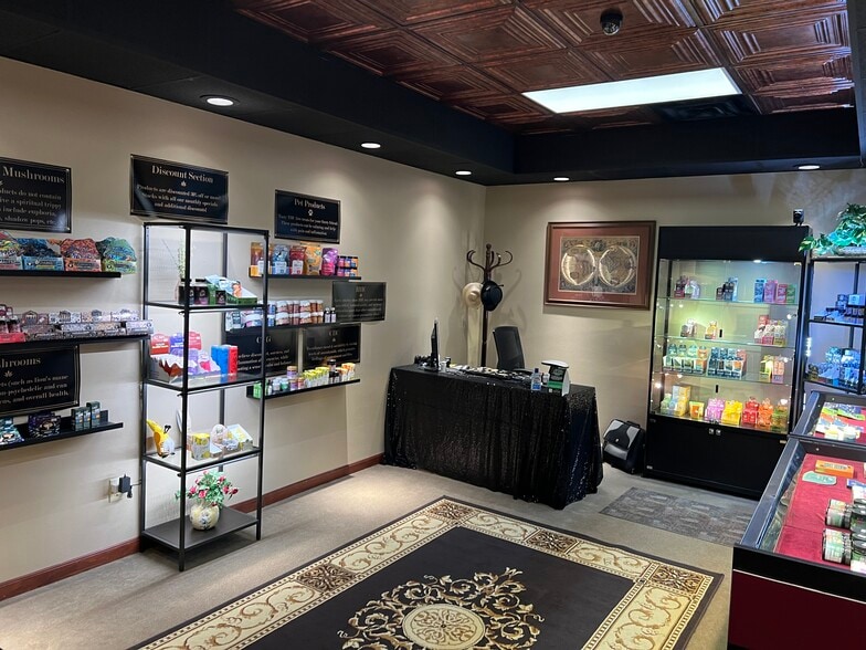 501 S Grand Ave, Waukesha, WI à louer - Photo intérieure – Image 3 sur 7