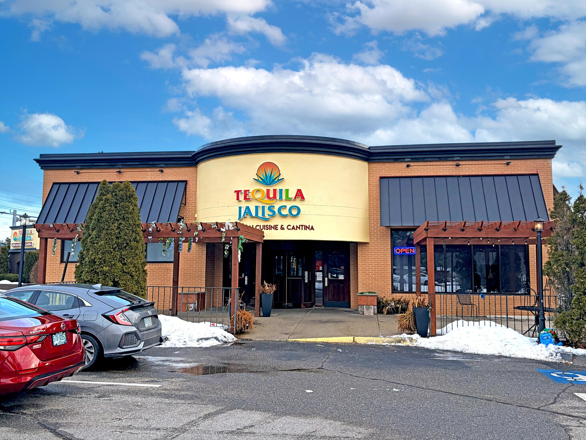 406 Amherst St, Nashua, NH à louer Photo principale– Image 1 sur 3