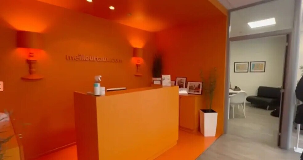 Local commercial dans Paris à louer - Photo de l’immeuble – Image 2 sur 6