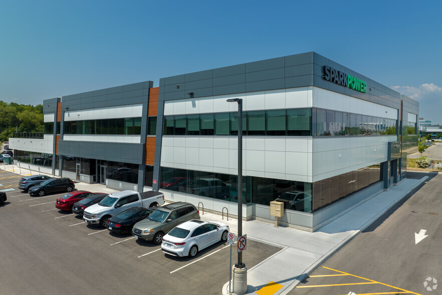 1337 North Service Rd E, Oakville, ON à louer - Photo de l’immeuble – Image 3 sur 5
