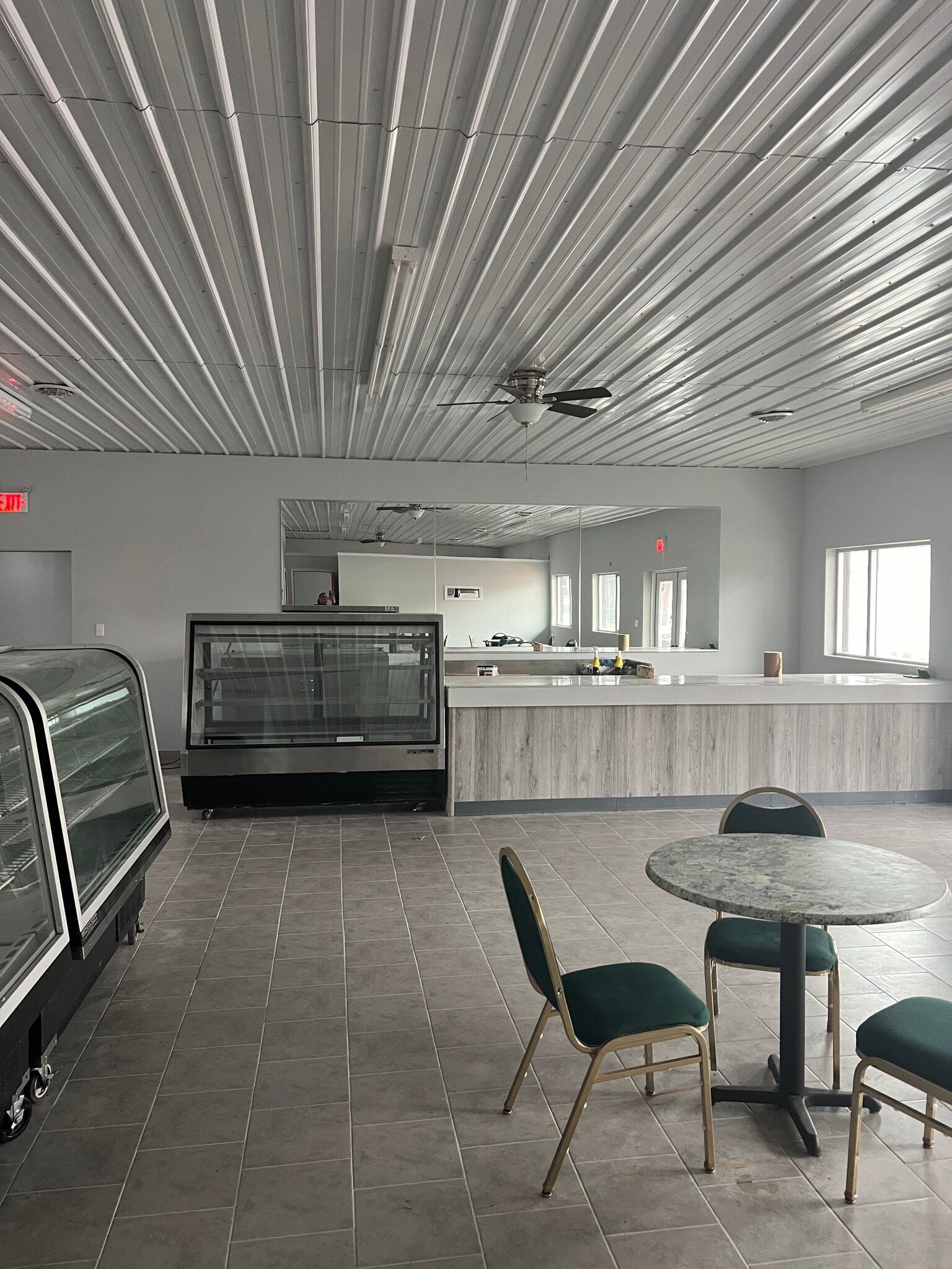 2644 Genesee St, Utica, NY à louer Photo intérieure– Image 1 sur 2