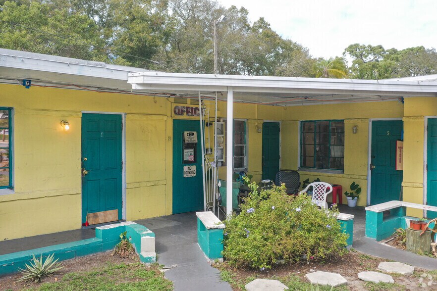 1770 N Fort Harrison Ave, Clearwater, FL à vendre - Photo de l’immeuble – Image 3 sur 5