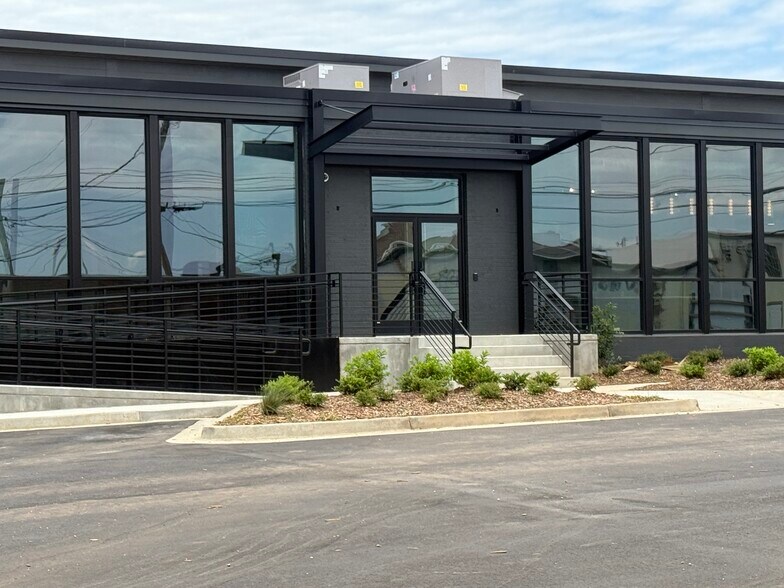 255 Homer St, Commerce, GA à louer - Photo de l’immeuble – Image 1 sur 14