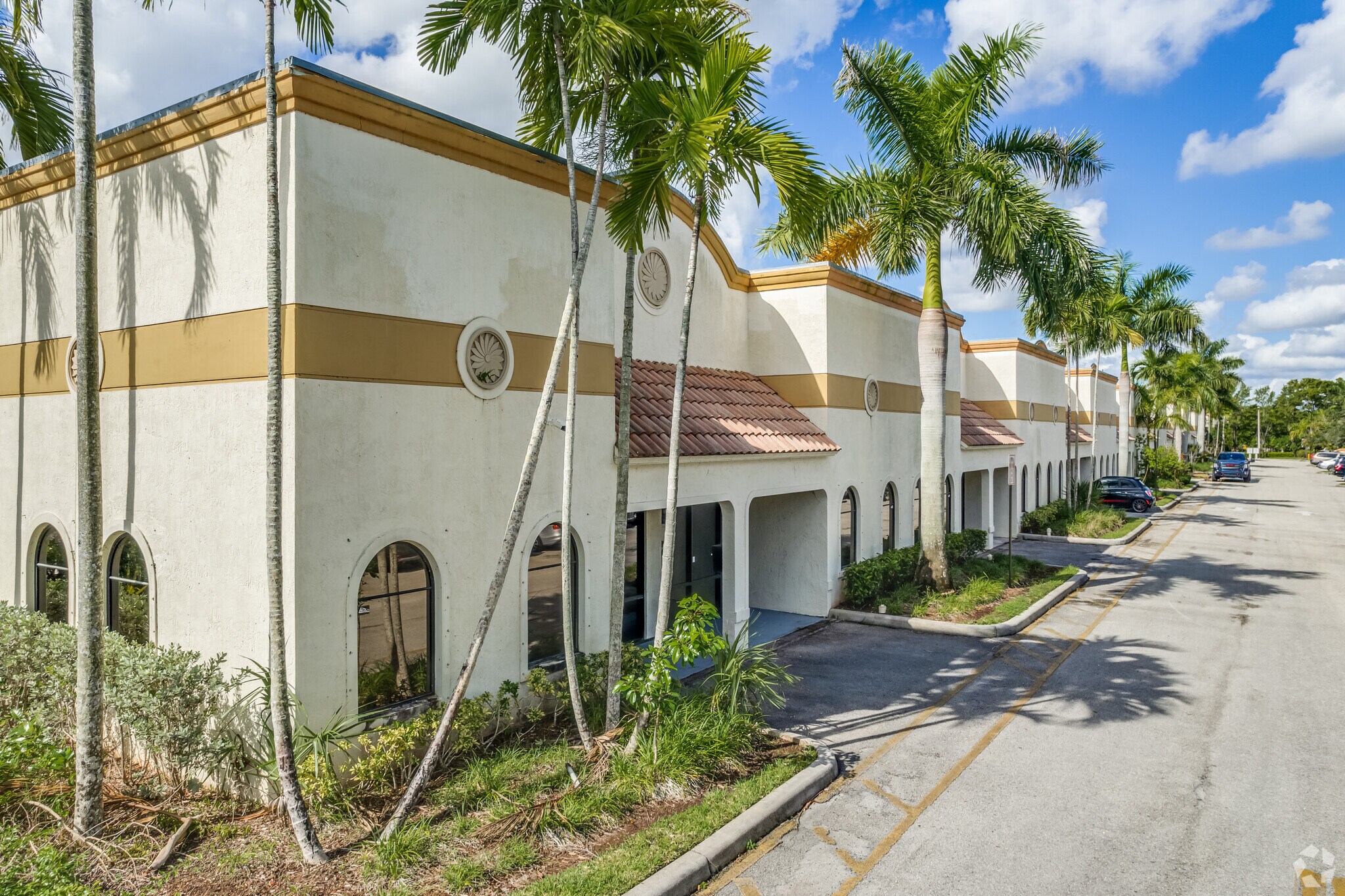 10002-10192 NW 50th St, Sunrise, FL à louer Photo principale– Image 1 sur 6