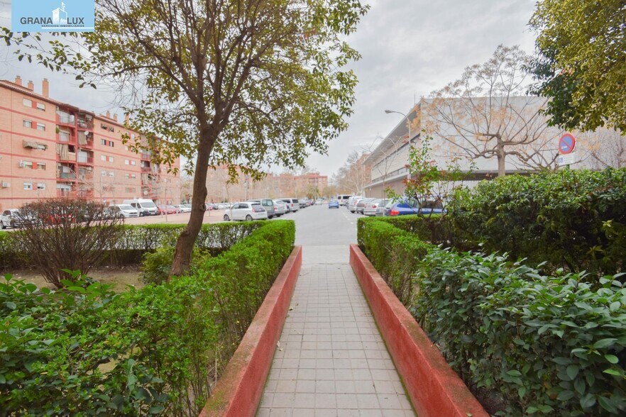 Plaza Poeta Garcilaso de la Vega, 6, Granada, Granada à vendre - Photo de l’immeuble – Image 1 sur 47