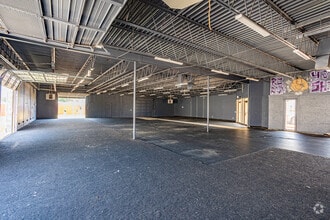 1811 Industrial Blvd, Norman, OK à louer Photo intérieure– Image 1 sur 13