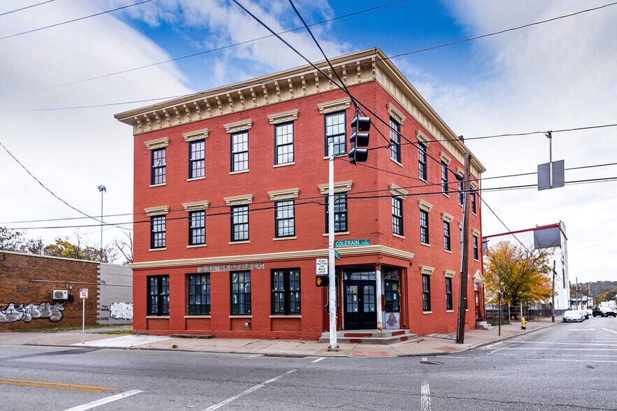 4000 Colerain Ave, Cincinnati, OH à louer - Photo de l’immeuble – Image 2 sur 30