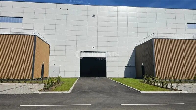 Industriel/Logistique dans Hordain à louer - Photo de l’immeuble – Image 3 sur 9