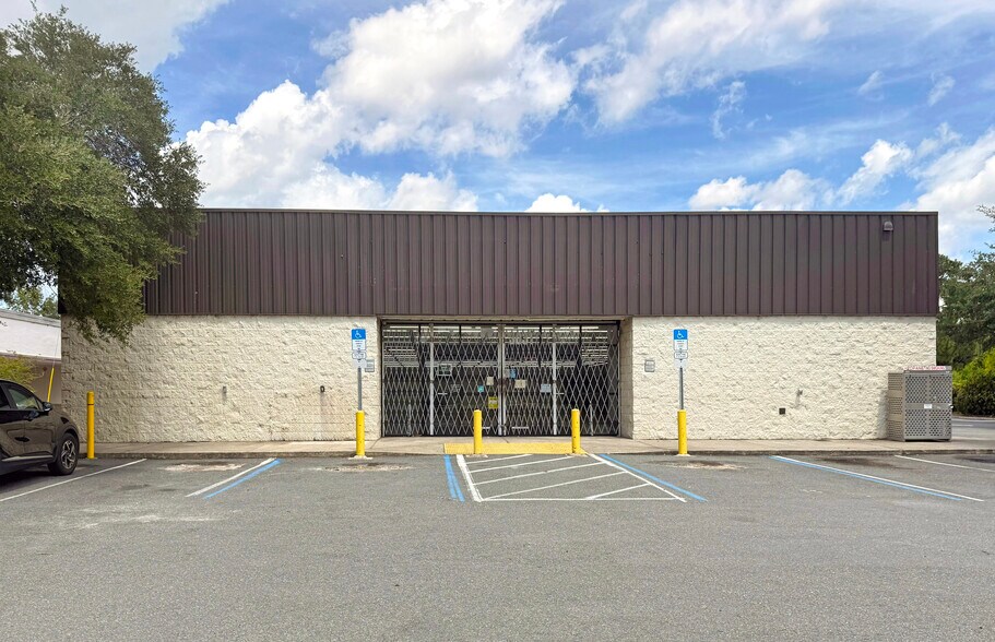 3031 Edgewood Ave W, Jacksonville, FL à louer - Photo de l’immeuble – Image 2 sur 5