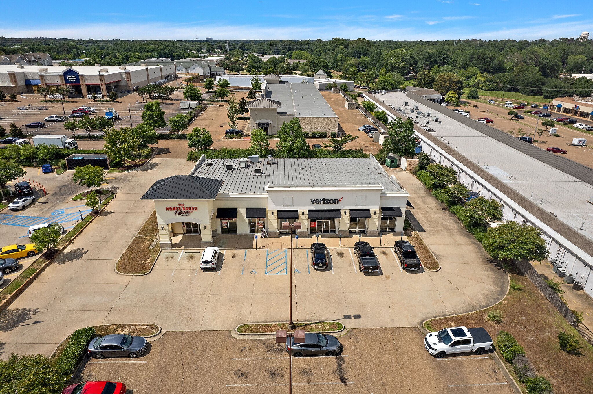 940 E County Line Rd, Ridgeland, MS à vendre Photo de l’immeuble– Image 1 sur 8