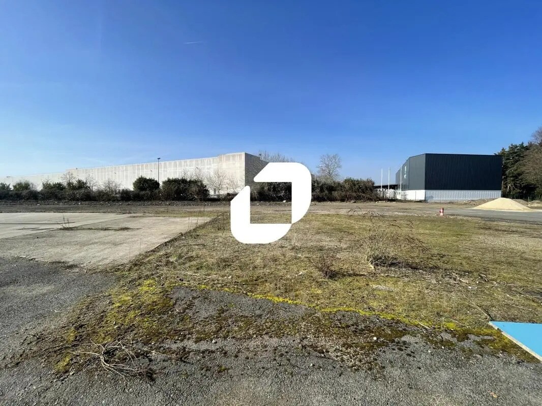  dans Santeny à vendre Photo principale– Image 1 sur 1