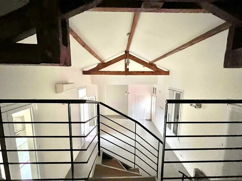 Bureau dans Cannes à louer - Photo de l’immeuble – Image 3 sur 7