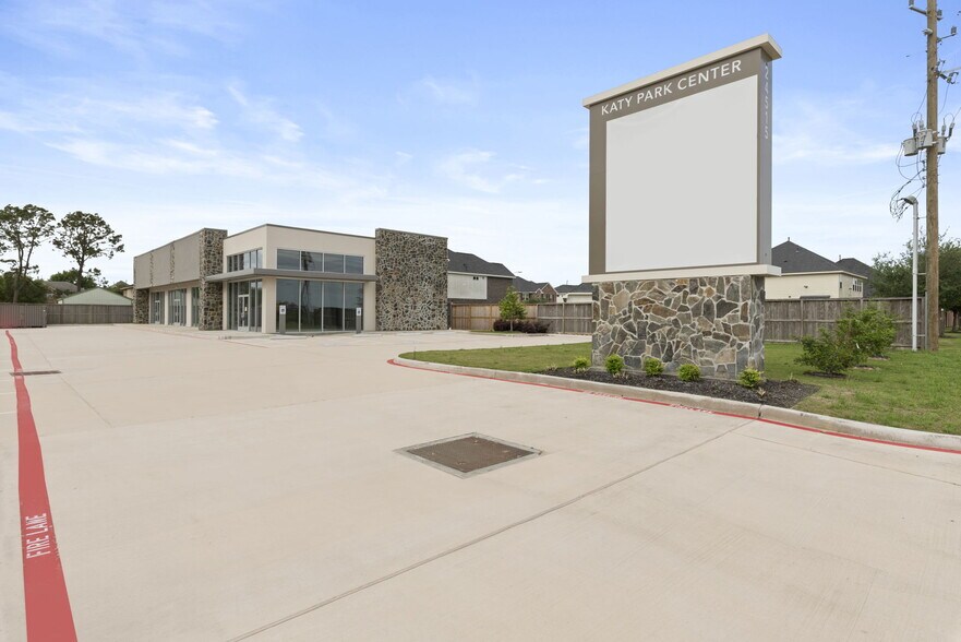 24515 Morton Rd, Katy, TX à louer - Photo de l’immeuble – Image 1 sur 22