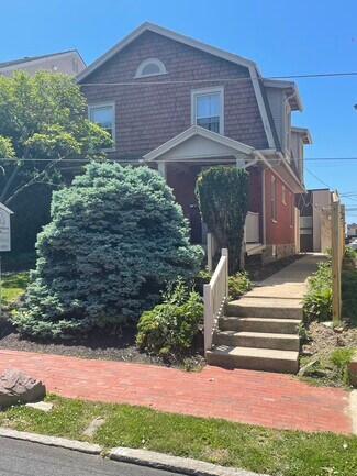 Plus de détails pour 326 W Front St, Media, PA - Bureau à vendre