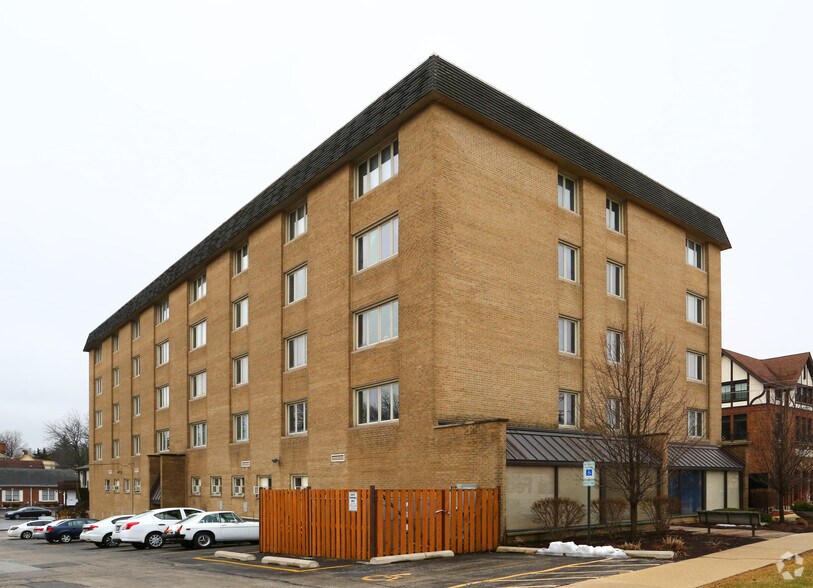 5133 Washington St, Downers Grove, IL à louer - Photo de l’immeuble – Image 2 sur 18