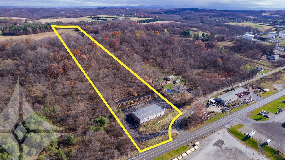 1798 Old PA 66, Delmont, PA à vendre - Photo de l’immeuble – Image 2 sur 9