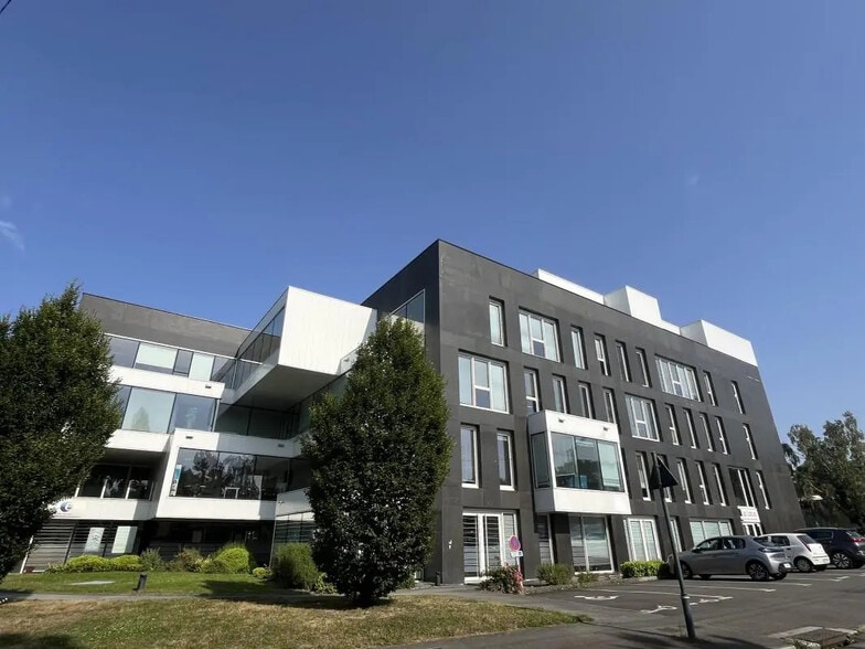 Bureau dans Rennes à louer - Photo de l’immeuble – Image 2 sur 11