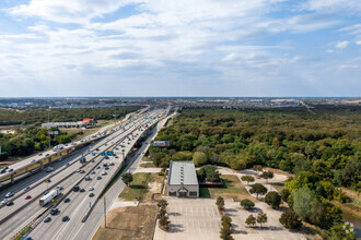 3400 N Stemmons Fwy E, Carrollton, TX - VUE AÉRIENNE  vue de carte - Image1