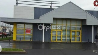 Plus de détails pour Local d'activités à louer