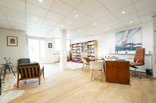 Plus de détails pour 108 Rue Robert, Lyon - Bureau à louer