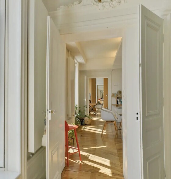 Bureau dans Paris à louer - Photo de l’immeuble – Image 1 sur 5