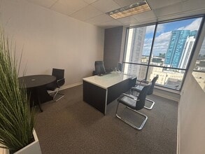 110 SE 6th St, Fort Lauderdale, FL à louer Photo intérieure– Image 1 sur 1