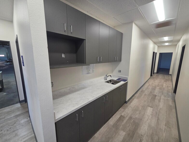 1207 W Jon St, Torrance, CA à louer - Photo intérieure – Image 2 sur 5