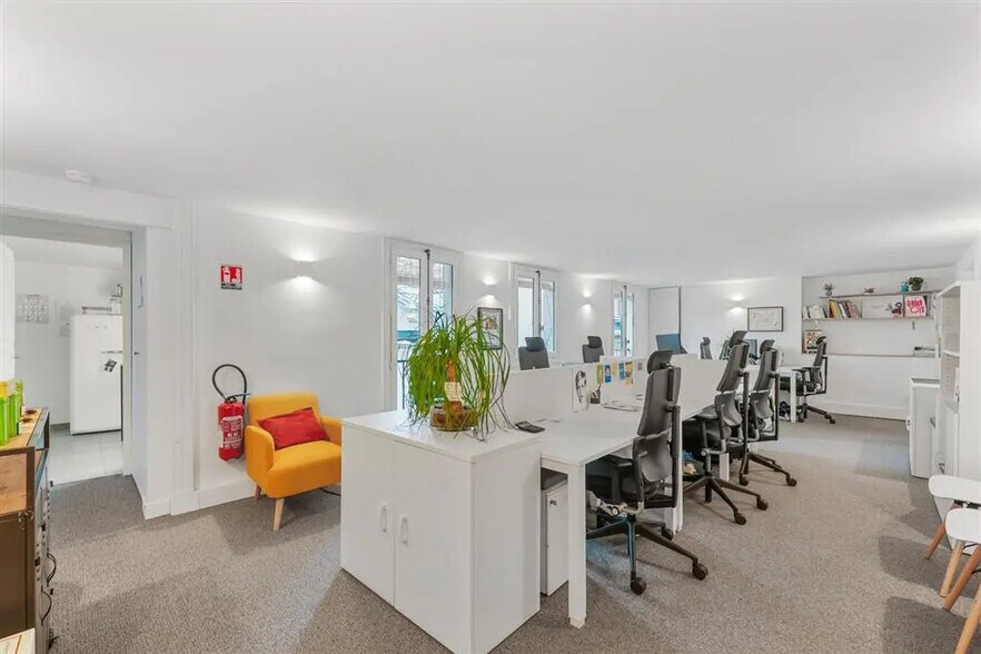 Bureau dans Paris à louer - Photo de l’immeuble – Image 2 sur 8