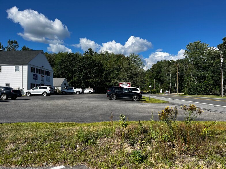 1222 Portland Road/ US Route 1, Arundel, ME à vendre - Photo principale – Image 1 sur 1