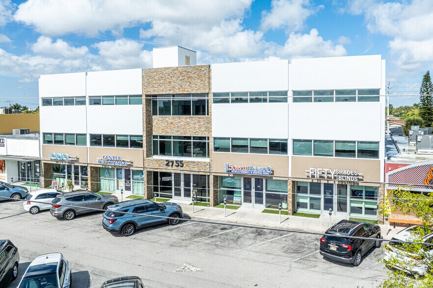 2755 E Oakland Park Blvd, Fort Lauderdale, FL à louer - Photo de l’immeuble – Image 1 sur 41