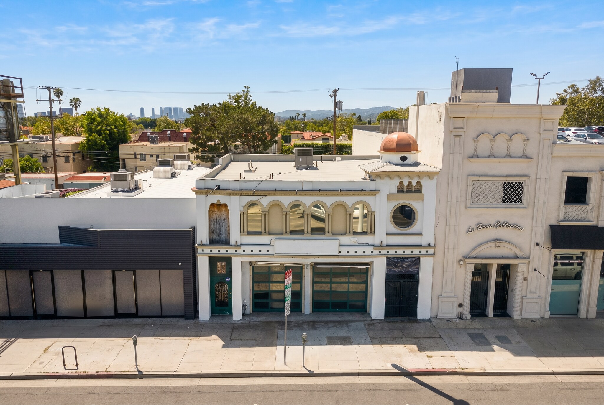 133 & 141 N La Brea Avenue Portfolio portefeuille de 2 biens à vendre sur LoopNet.fr Photo de l’immeuble– Image 1 sur 32