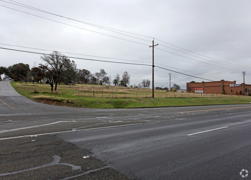 12020 Shale Ridge Ln, Auburn, CA à louer - Photo principale – Image 1 sur 7