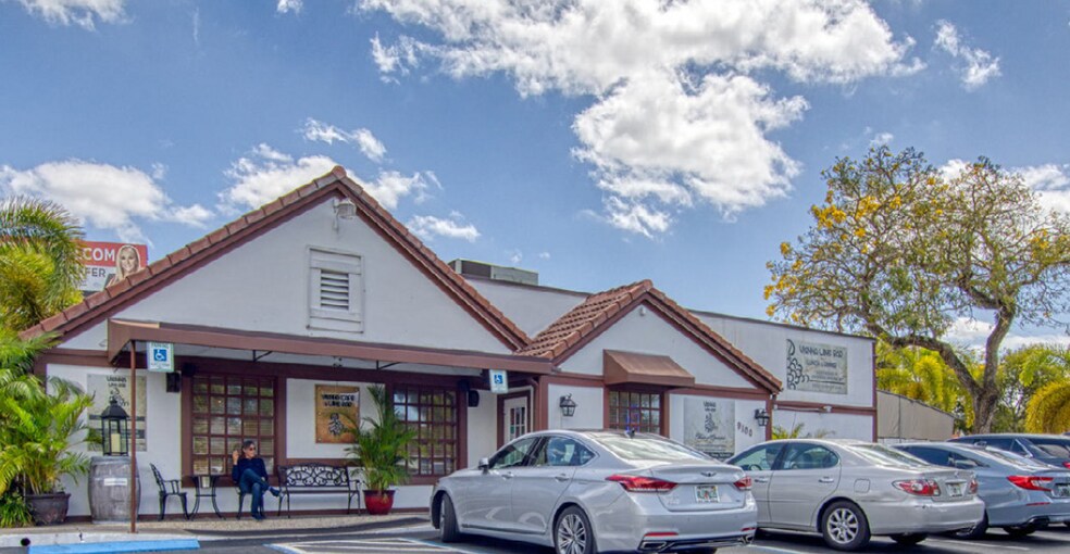 9200 W State Road 84, Davie, FL à louer - Photo de l’immeuble – Image 3 sur 8