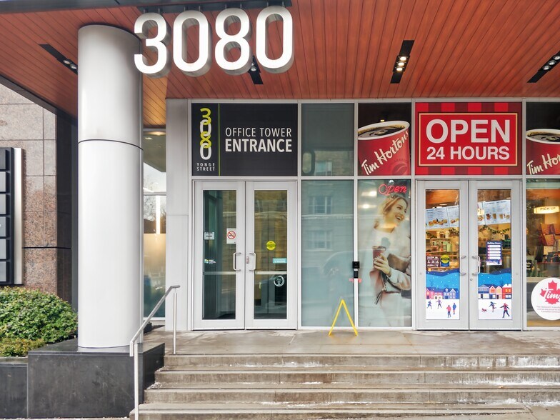 3080 Yonge St, Toronto, ON à louer - Photo intérieure – Image 3 sur 17
