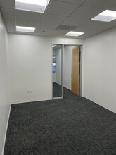 5500 Ming Ave, Bakersfield, CA à louer Photo intérieure– Image 1 sur 2