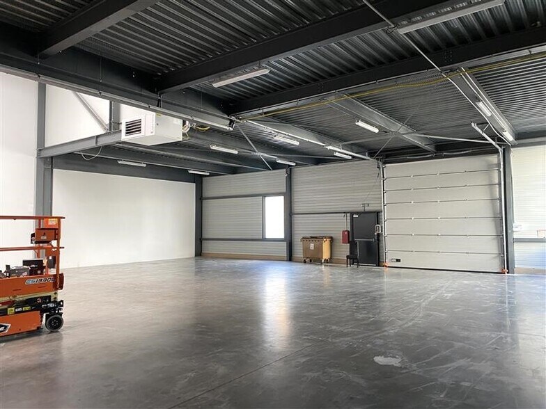 36 Avenue Marc Sangnier, Villeneuve-la-Garenne à louer - Photo intérieure – Image 2 sur 8
