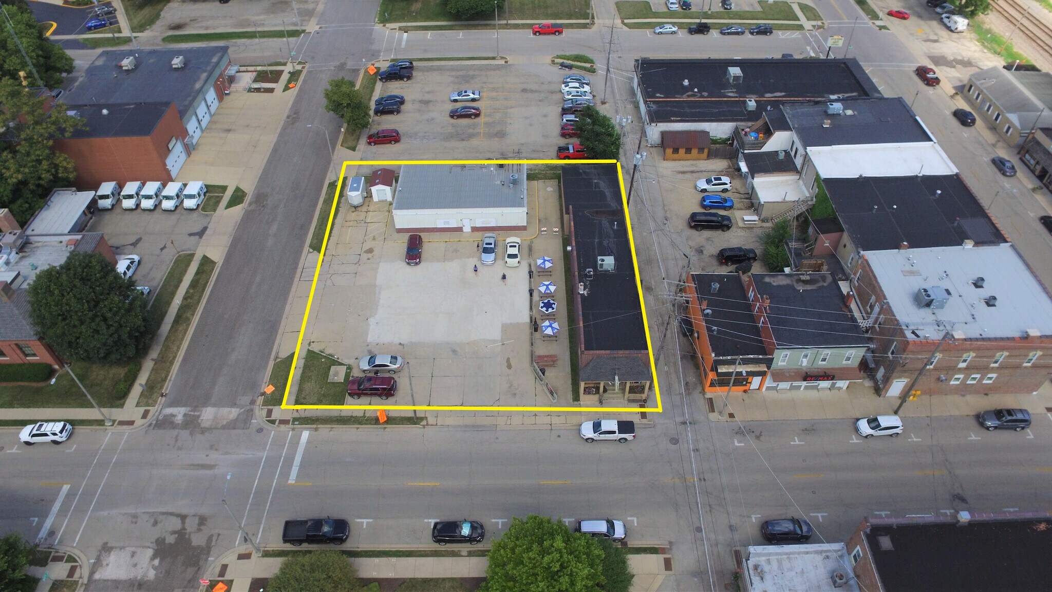 16 N Center St, Plano, IL à vendre Photo de l’immeuble– Image 1 sur 26