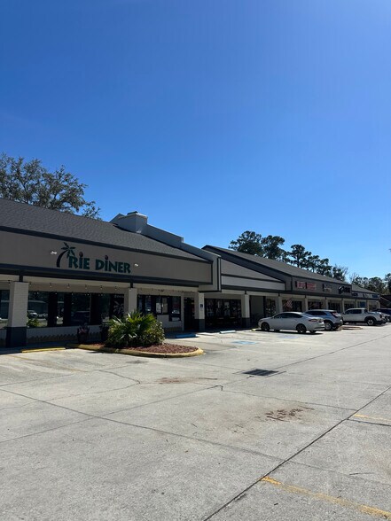 1177 Park Ave, Orange Park, FL à louer - Photo de l’immeuble – Image 2 sur 3