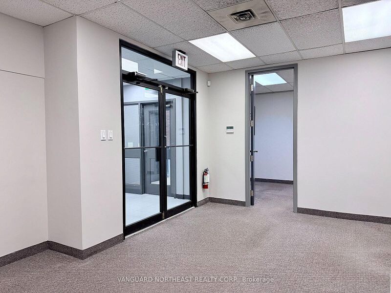 3790-3820 Victoria Park Av, Toronto, ON à louer Photo intérieure– Image 1 sur 3