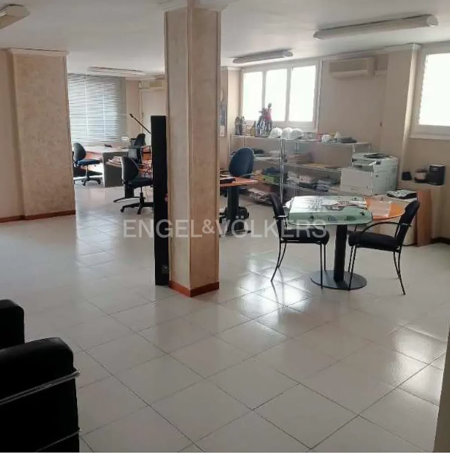 Passeig Xifré, Arenys de Mar, BAR 08350 - - - Photo intérieure - Image 1 of 7