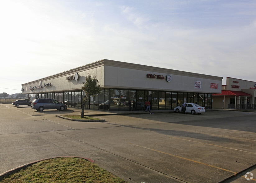 1602-1632 S Friendswood Dr, Friendswood, TX à louer - Photo de l’immeuble – Image 1 sur 5