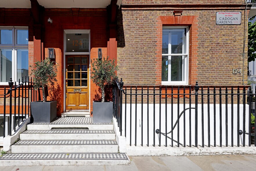 124 Sloane St, Londres à louer - Photo de l’immeuble – Image 3 sur 6