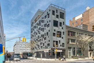 Plus de détails pour 589 11th Ave, New York, NY - Bureau à louer