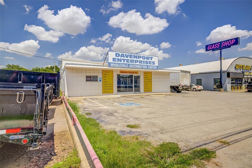 4625 NW 10th St, Oklahoma City, OK à vendre - Photo de l’immeuble – Image 3 sur 26