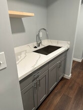 1607 Dexter Ave N, Seattle, WA à vendre Photo intérieure– Image 2 sur 4