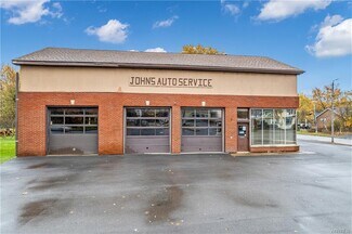 Plus de détails pour 2230 Abbott Rd, Lackawanna, NY - Local commercial à vendre