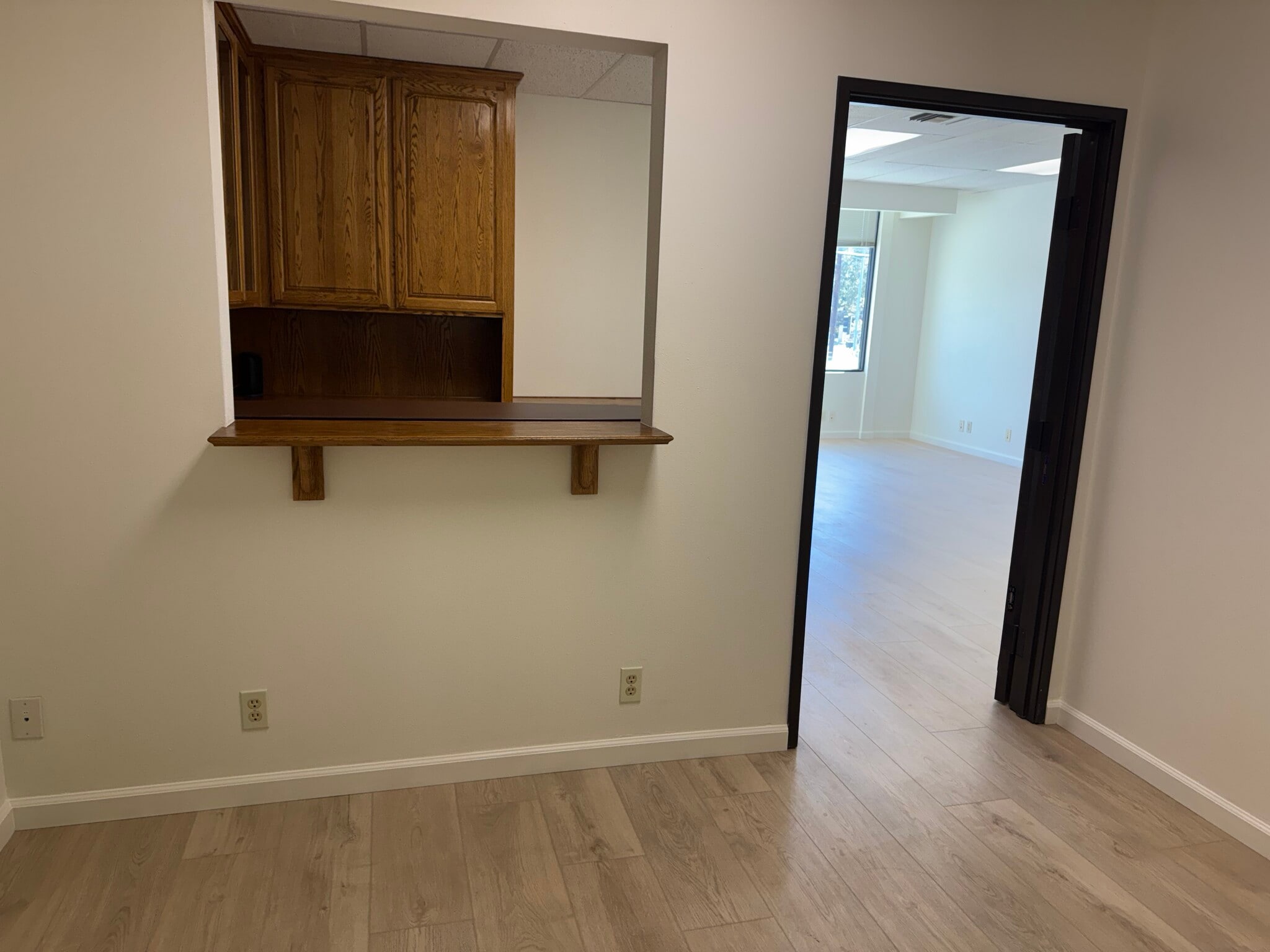24303 Walnut St, Santa Clarita, CA à louer Photo intérieure– Image 1 sur 37